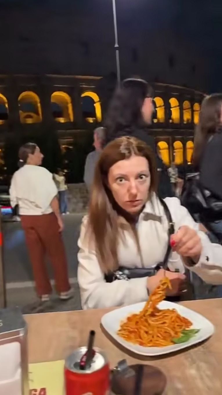 Šéfkuchár len prišiel skontrolovať hostí